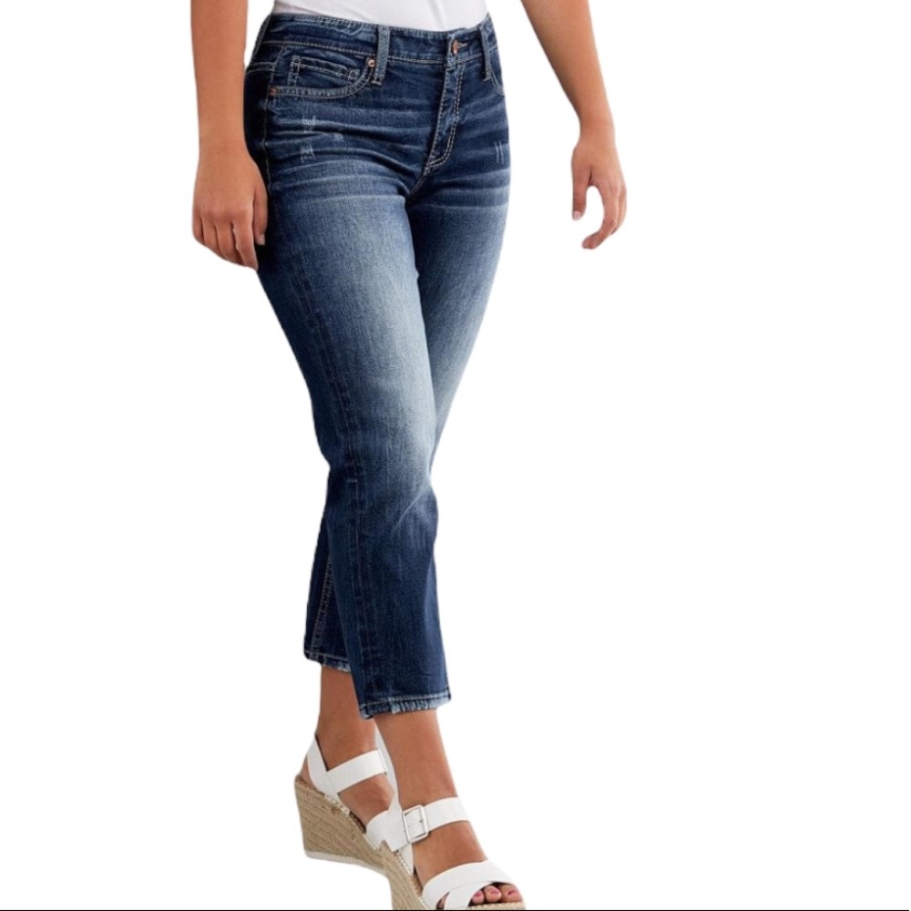 BKE Gabby Curvy Fit Hi Rise Stretch Capris Sz 33